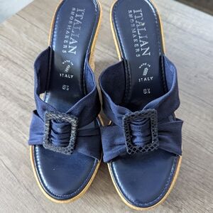 Italian Shoemakers Women's Black Sandals